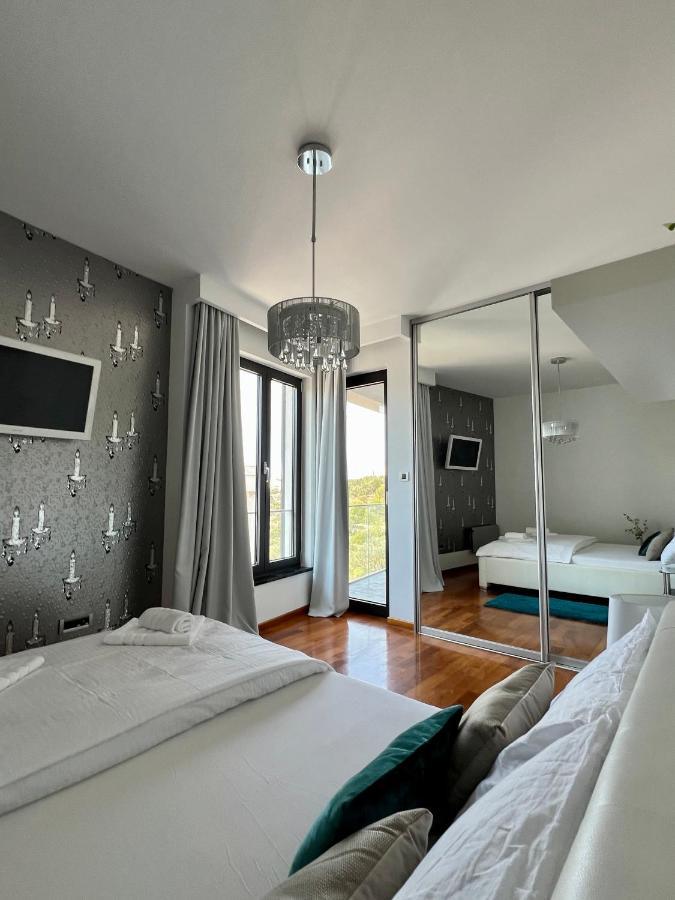 Апартаменти Luxury Laurus Penthouse With Awesome Sea View Примоштен Екстер'єр фото
